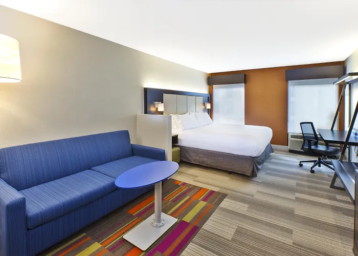 Holiday Inn Express & Suites Chicago-Midway Airport By Ihg