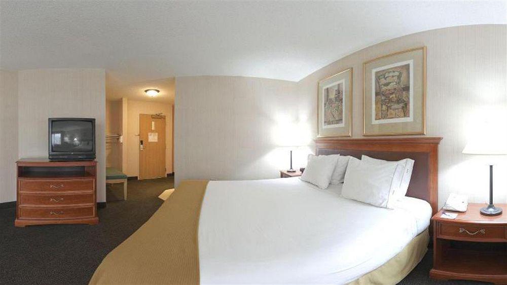 Express & Chicago-midway Airport By Ihg Hotel 2*