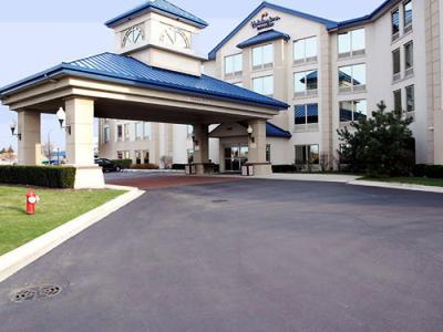 Express & Chicago-midway Airport By Ihg Bedford Park