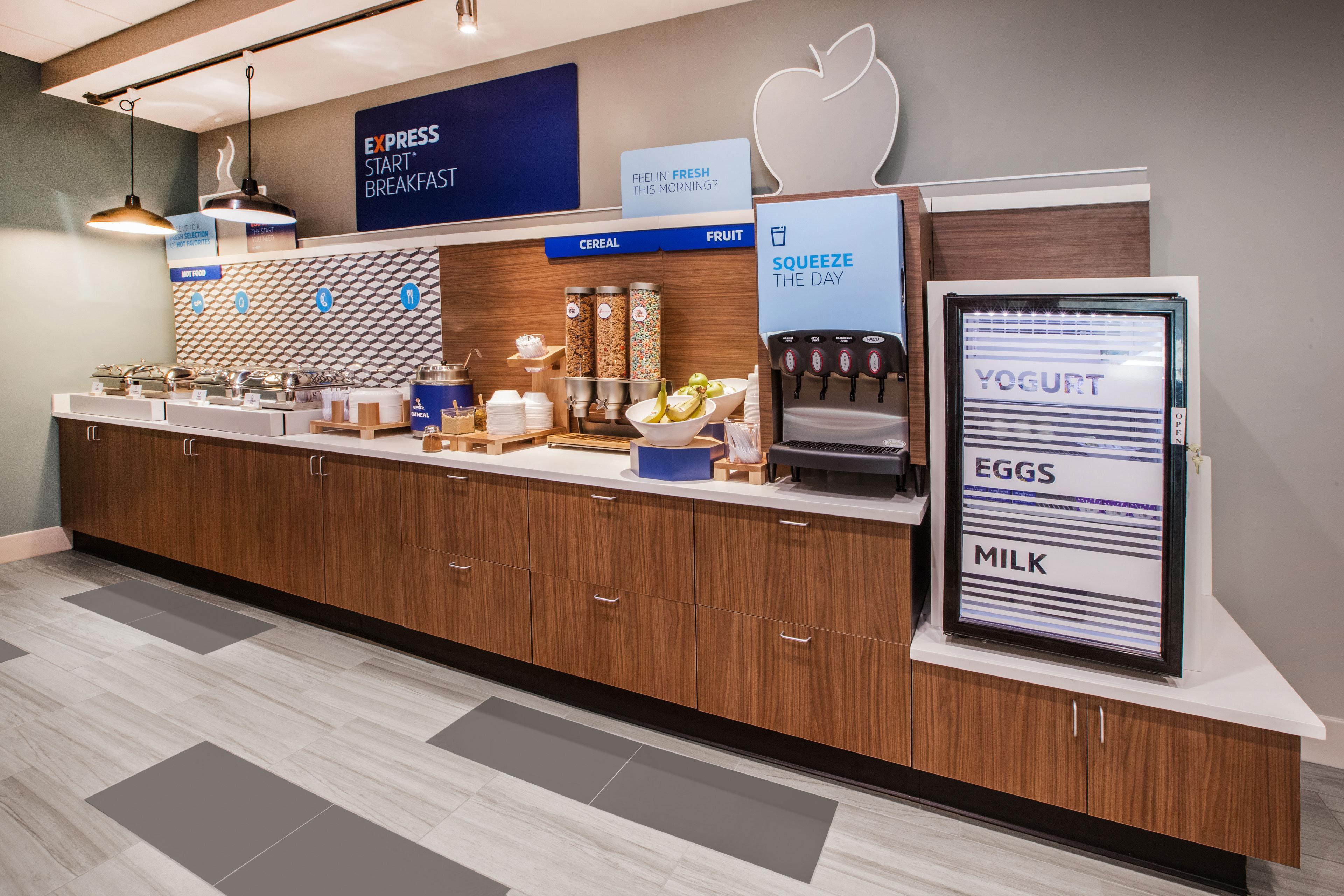 Express & Chicago-midway Airport By Ihg 2*