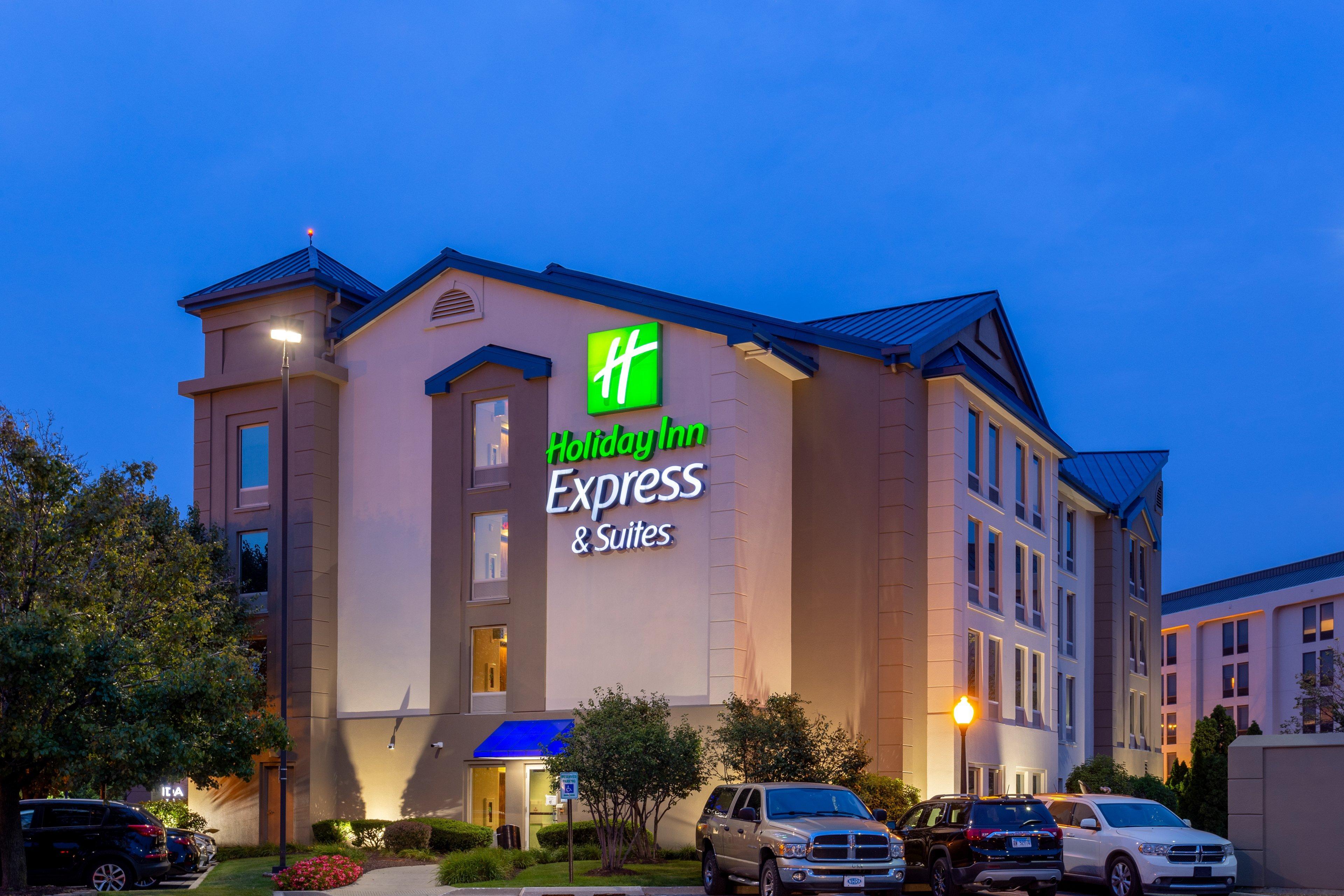 Express & Chicago-midway Airport By Ihg Bedford Park