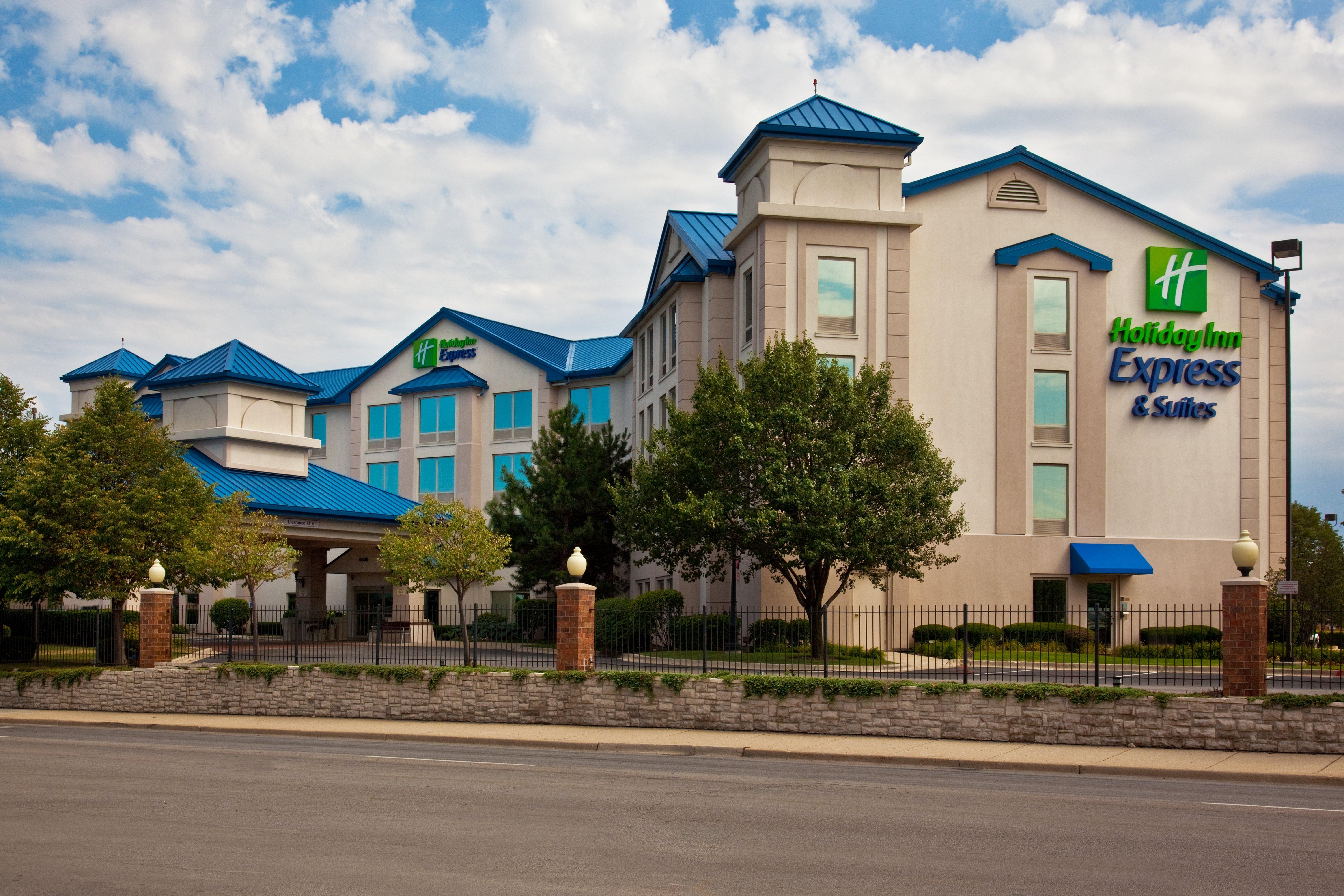 Express & Chicago-midway Airport By Ihg Hotel