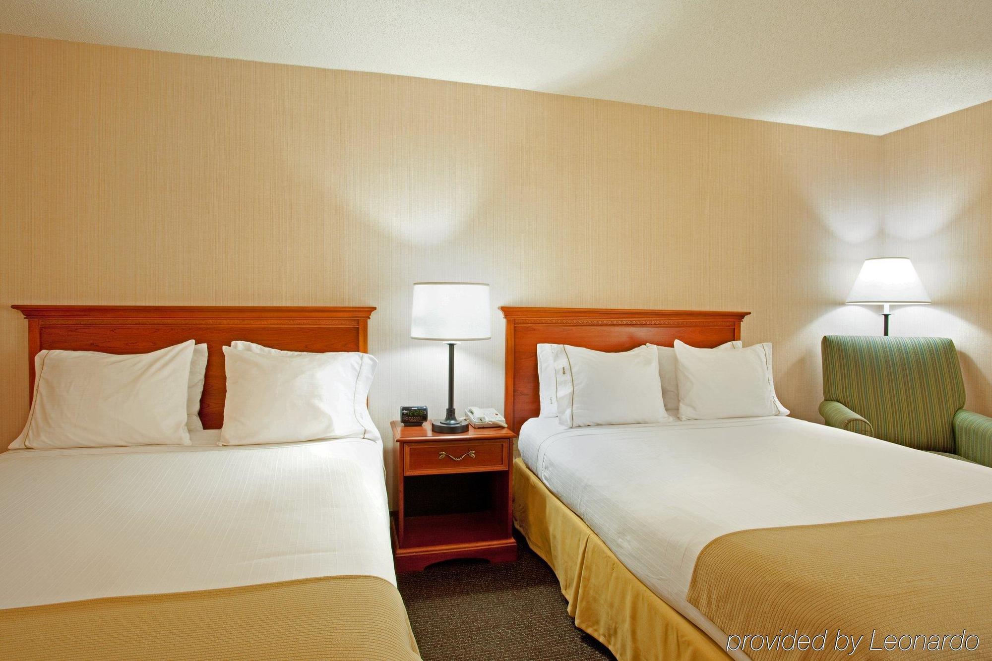 Hotel Express & Chicago-midway Airport By Ihg